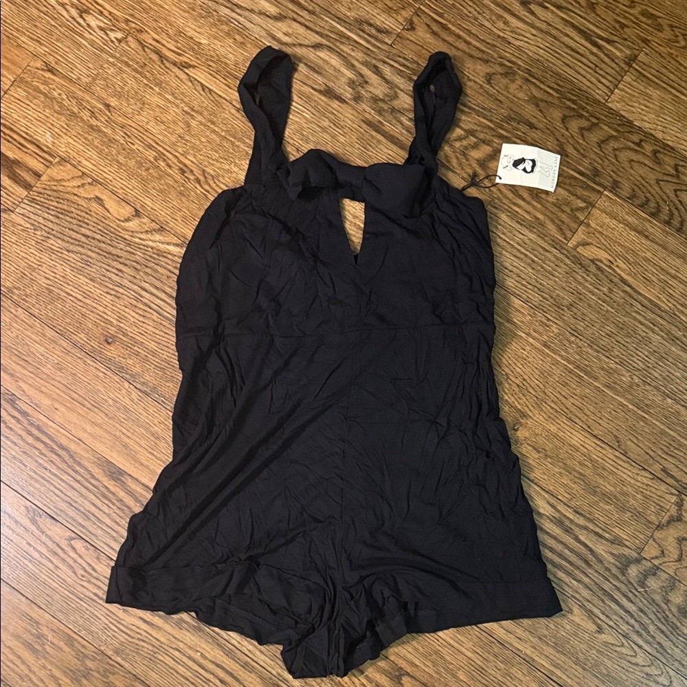 NWT Morgan Lane 95% Modal Black Teddy Romper with Bow Estimated Size Small